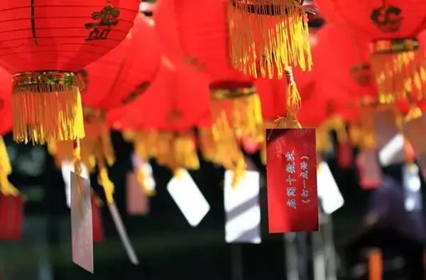 創(chuàng)綠家環(huán)保恭祝大家元宵快樂，幸福美滿！